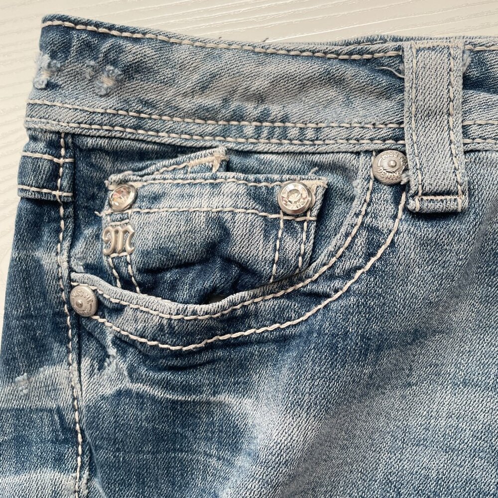 Miss Me Bling Bermuda Jean Shorts Size 33 Denim Cut Off Rhinestone Crystal Gem - Picture 5 of 10